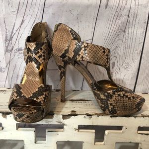 Nine West  Python Platform Shoe Sz 7.5